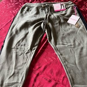 Juicy couture sport side stripe jogger NWT